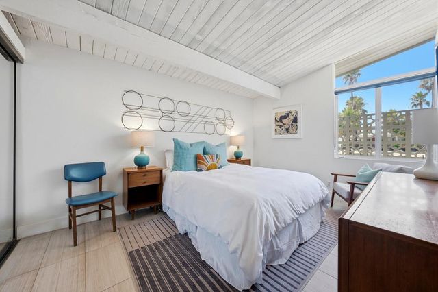 504 E Laurel Circle, Palm Springs, CA 92262