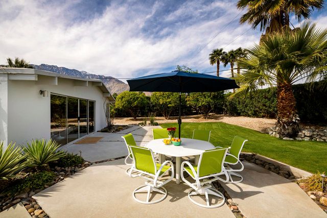 504 E Laurel Circle, Palm Springs, CA 92262