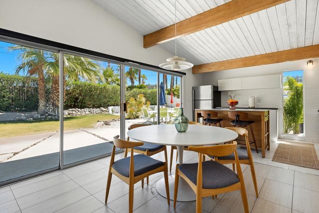 504 E Laurel Circle, Palm Springs, CA 92262