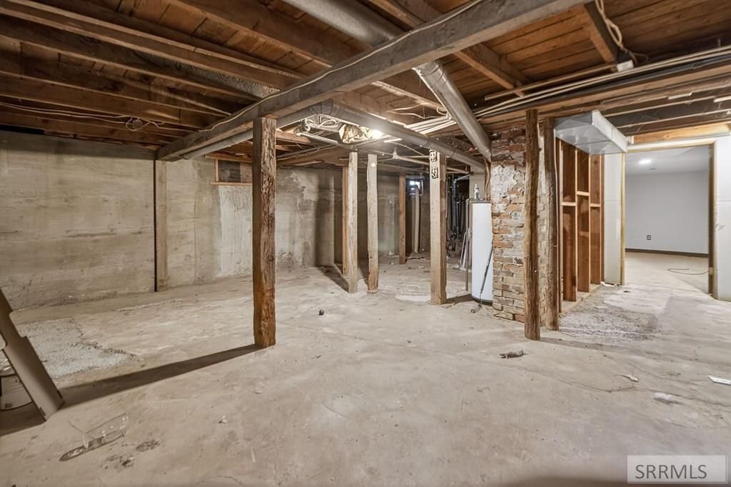 Image 20 of property listing at 221 Madison, American Falls, ID 83211