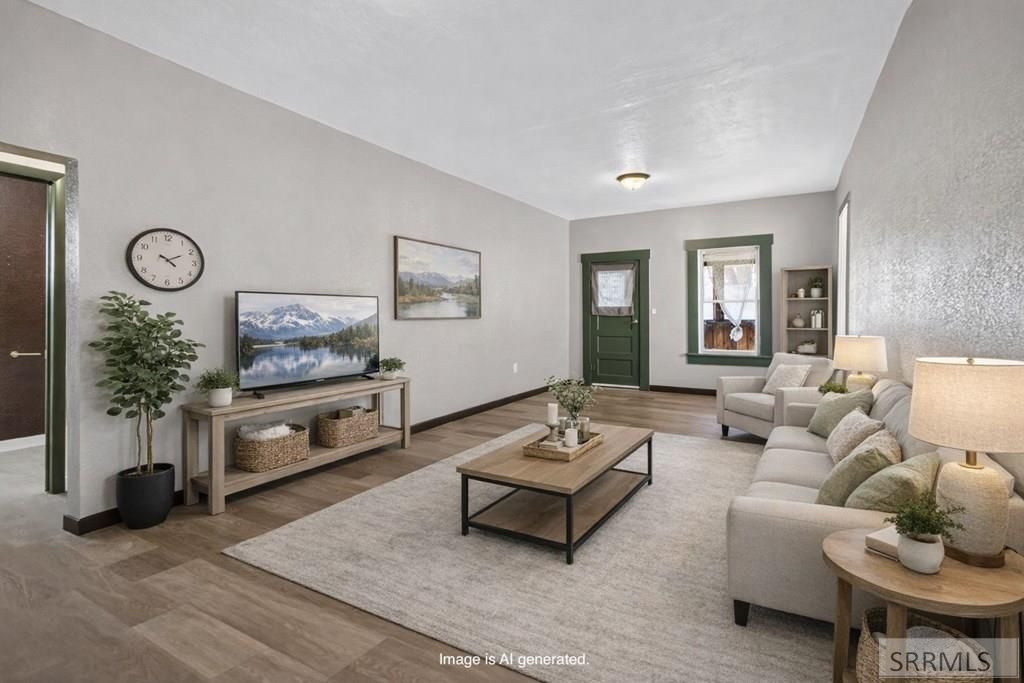 Image 7 of property listing at 221 Madison, American Falls, ID 83211