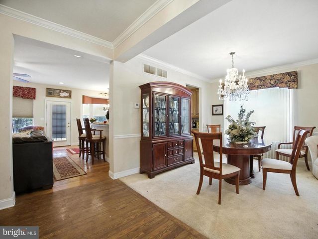 3 MELISSA DR, Sicklerville, NJ 08081