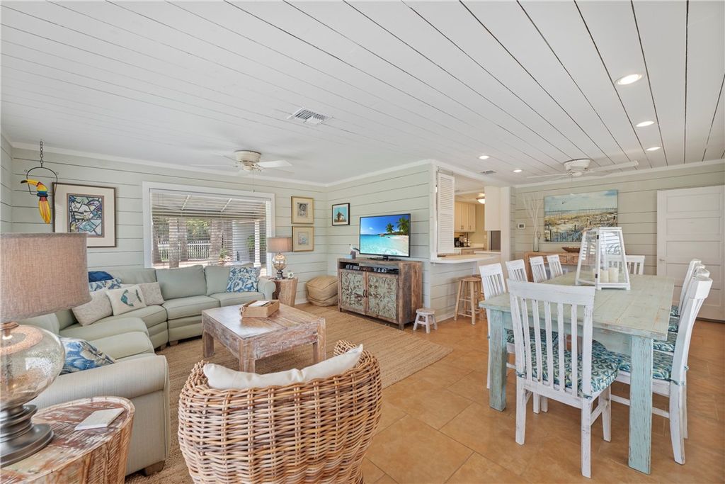 230 12th St S, Port Aransas, TX 78373 — photo 4