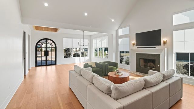 3157 Salado Creek Drive, Tyler, TX 75703