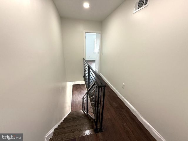 1535 S MOLE STREET, Philadelphia, PA 19146