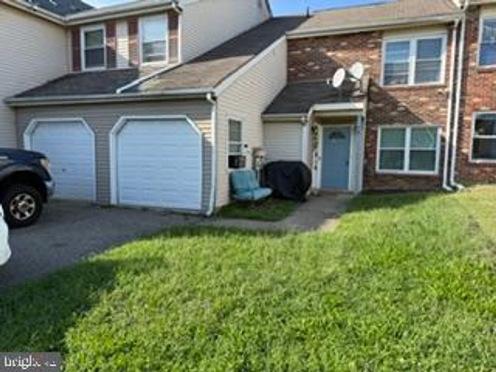 158 A WILLOWTURN, MOUNT LAUREL, NJ 08054 — exterior