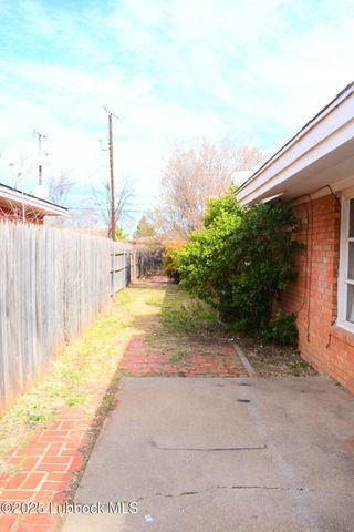 2010 54th Street, Lubbock, TX 79412