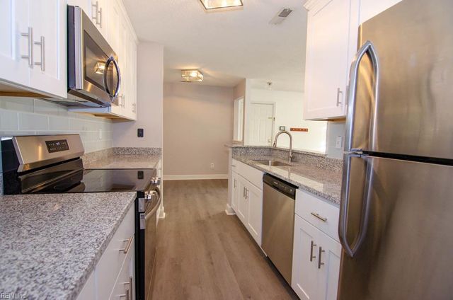 430 Delaware Ave Apt 210, Norfolk, VA 23508