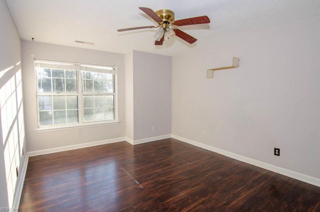 430 Delaware Ave Apt 210, Norfolk, VA 23508