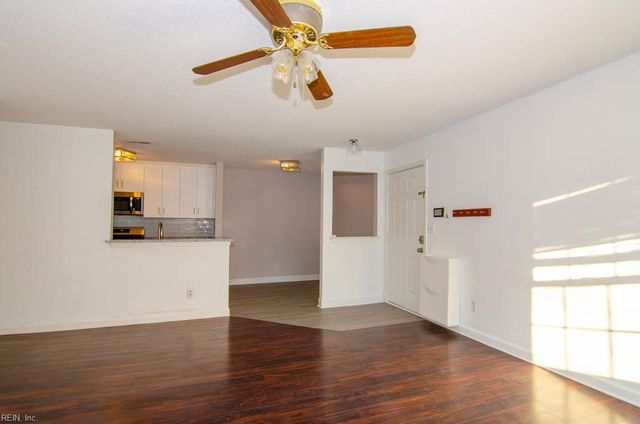 430 Delaware Ave Apt 210, Norfolk, VA 23508