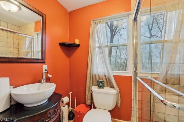 5 Overlook Ave, West Orange Twp., NJ 07052