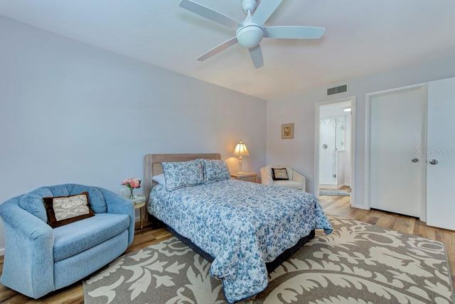 3987 MACEACHEN BOULEVARD 123, Sarasota, FL 34233