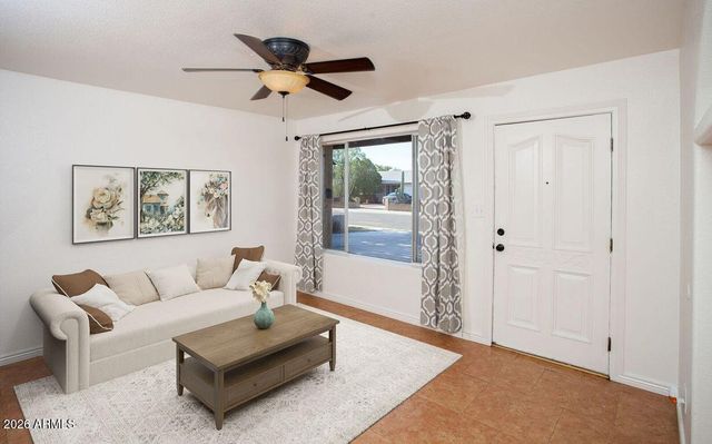 3228 W LISBON Lane, Phoenix, AZ 85053