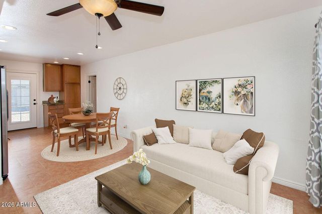 3228 W LISBON Lane, Phoenix, AZ 85053