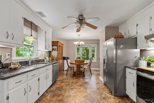 7503 Native Dancer Dr, Midlothian, VA 23112