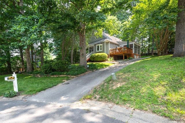 7503 Native Dancer Dr, Midlothian, VA 23112