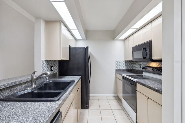 502 CLUB DR, Winter Springs, FL 32708