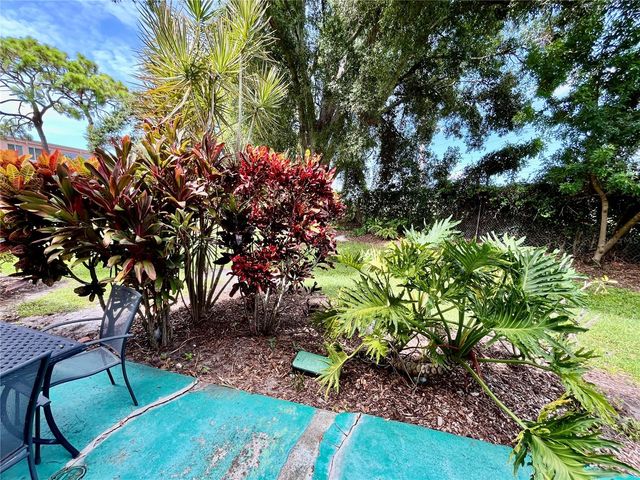 2458 COLUMBIA DRIVE 28, Clearwater, FL 33763