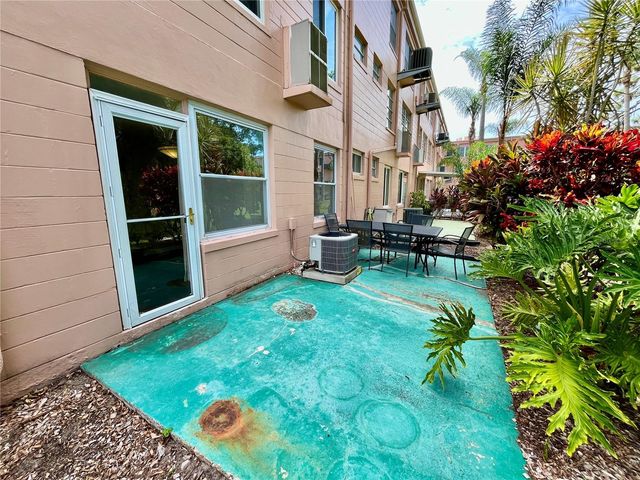 2458 COLUMBIA DRIVE 28, Clearwater, FL 33763
