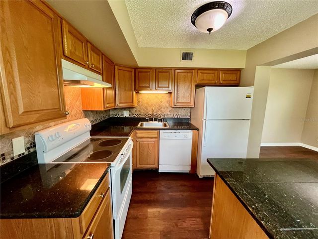 2458 COLUMBIA DRIVE 28, Clearwater, FL 33763