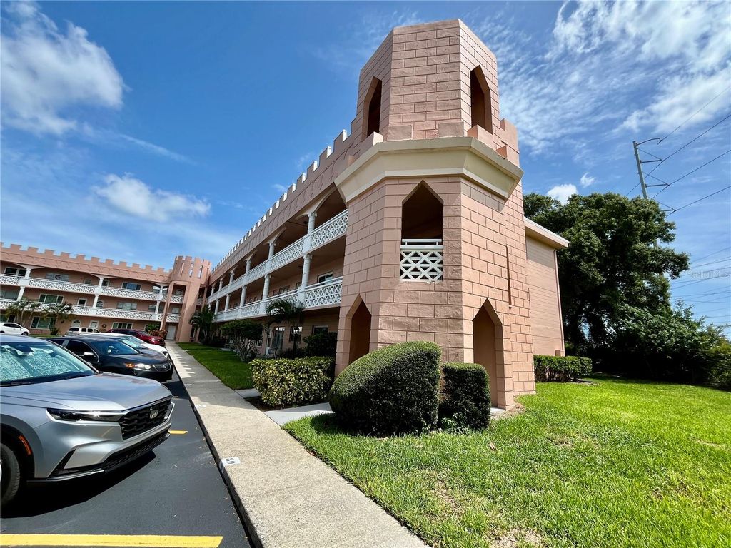 2458 COLUMBIA DRIVE 28, Clearwater, FL 33763