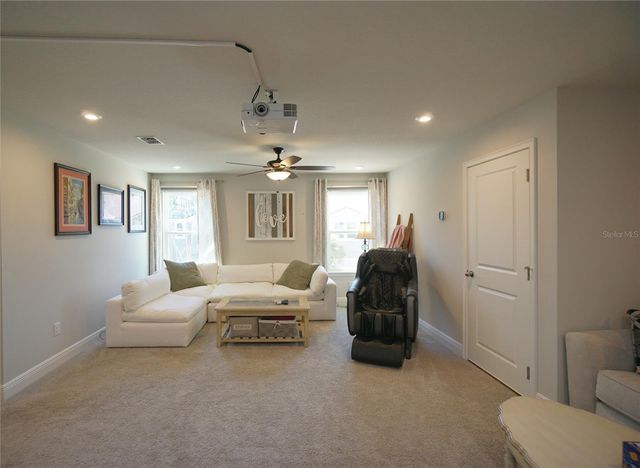 5974 GRAND SONATA AVENUE, Lutz, FL 33558