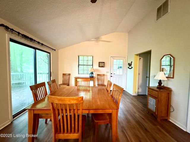 796 Lake Forest Ln, Westview, KY 40178