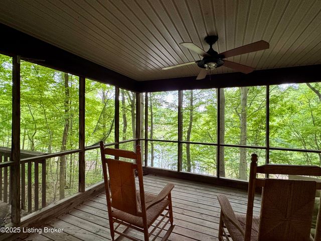 796 Lake Forest Ln, Westview, KY 40178