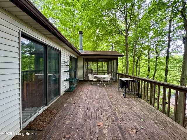 796 Lake Forest Ln, Westview, KY 40178