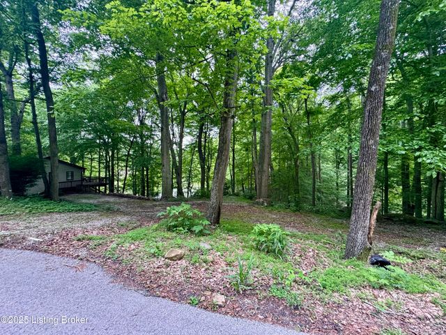 796 Lake Forest Ln, Westview, KY 40178