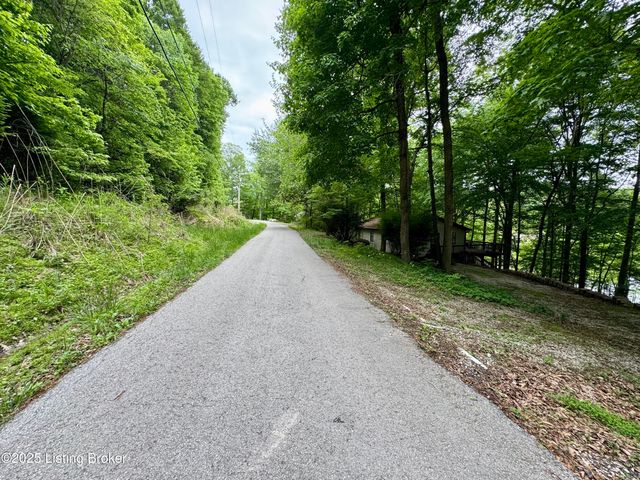 796 Lake Forest Ln, Westview, KY 40178