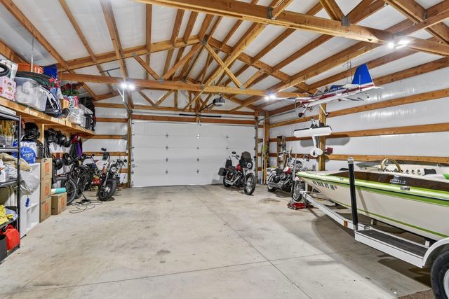 3302 N Vista Rd, Millwood, WA 99212