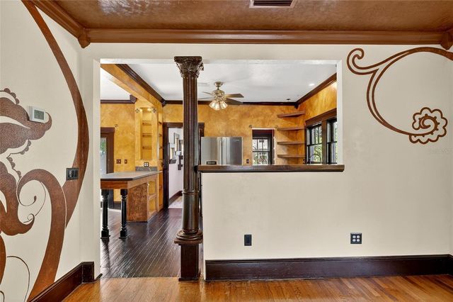 810 W RIVER HEIGHTS AVENUE, Tampa, FL 33603