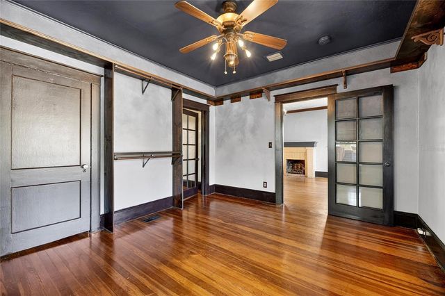 810 W RIVER HEIGHTS AVENUE, Tampa, FL 33603