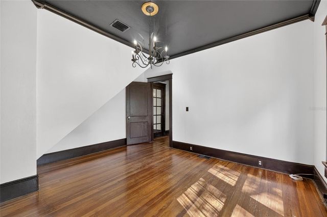 810 W RIVER HEIGHTS AVENUE, Tampa, FL 33603