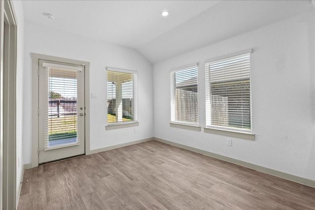 635 Hidden Brook Drive, Baytown, TX 77523