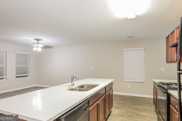 7710 Volion Parkway, Fairburn, GA 30213