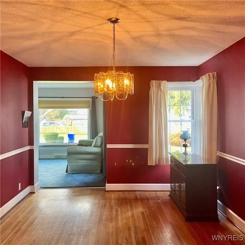 82 Onondaga Ave, West Seneca, NY 14220