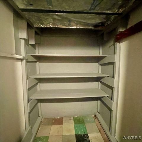 82 Onondaga Ave, West Seneca, NY 14220