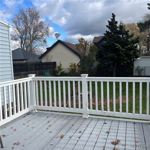 82 Onondaga Ave, West Seneca, NY 14220