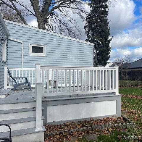 82 Onondaga Ave, West Seneca, NY 14220
