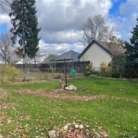 82 Onondaga Ave, West Seneca, NY 14220
