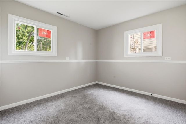 641 Clover Road, Wauconda, IL 60084
