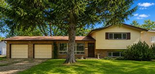 641 Clover Road, Wauconda, IL 60084
