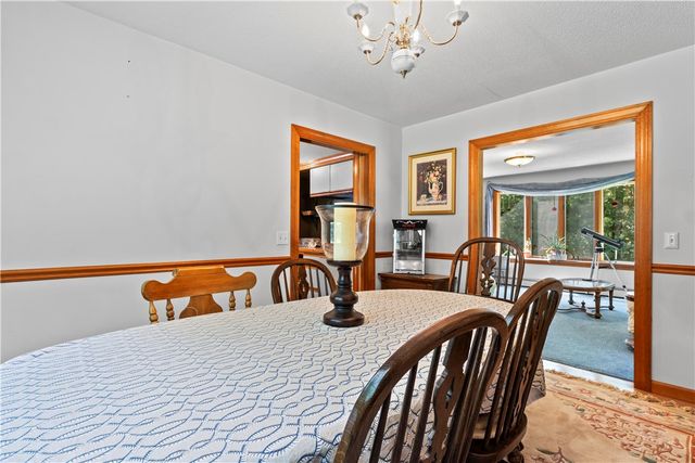 189 Wolf Rock Road, Exeter, RI 02822
