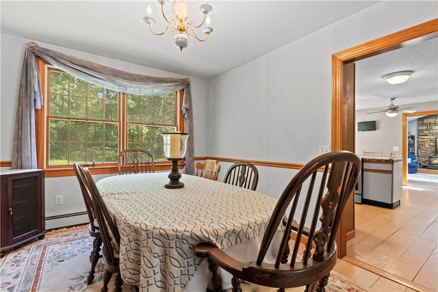 189 Wolf Rock Road, Exeter, RI 02822