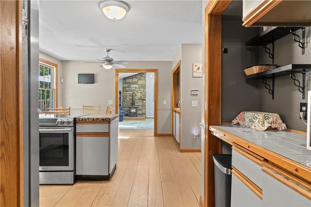 189 Wolf Rock Road, Exeter, RI 02822