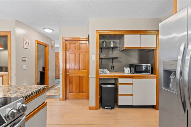 189 Wolf Rock Road, Exeter, RI 02822