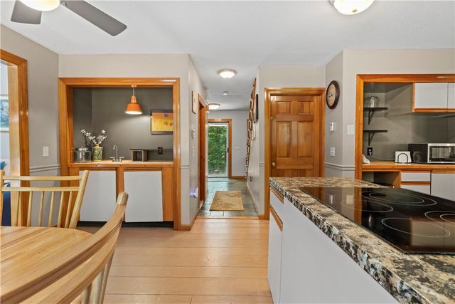 189 Wolf Rock Road, Exeter, RI 02822