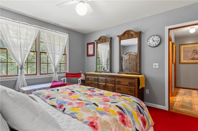 189 Wolf Rock Road, Exeter, RI 02822